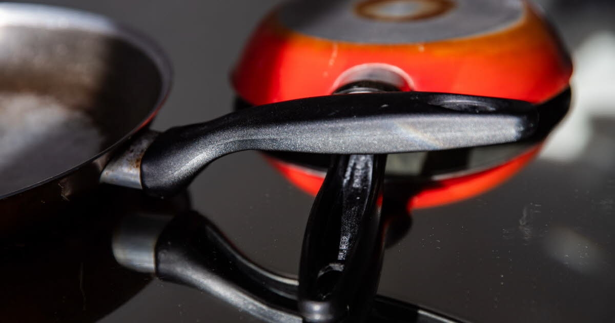 Gerechtigheid. Zijn teflonpannen "veilig"? Tefal en Seb doelwit van klacht van brancheorganisaties