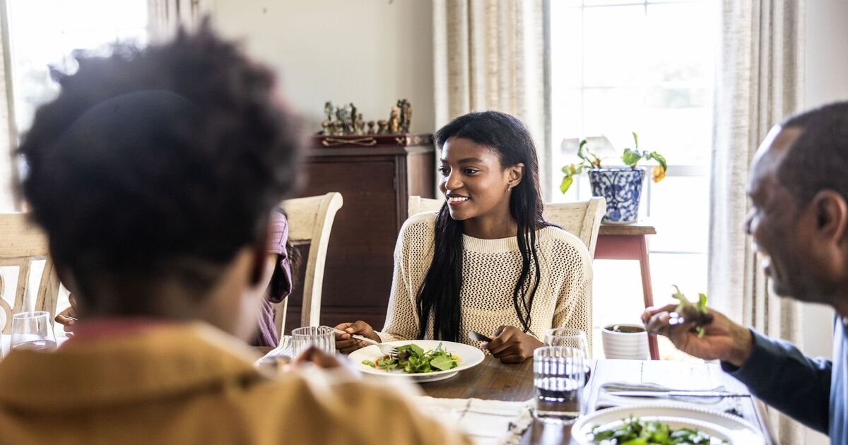 Ecco 7 cose che dovresti mangiare per abbassare il colesterolo, dice un medico