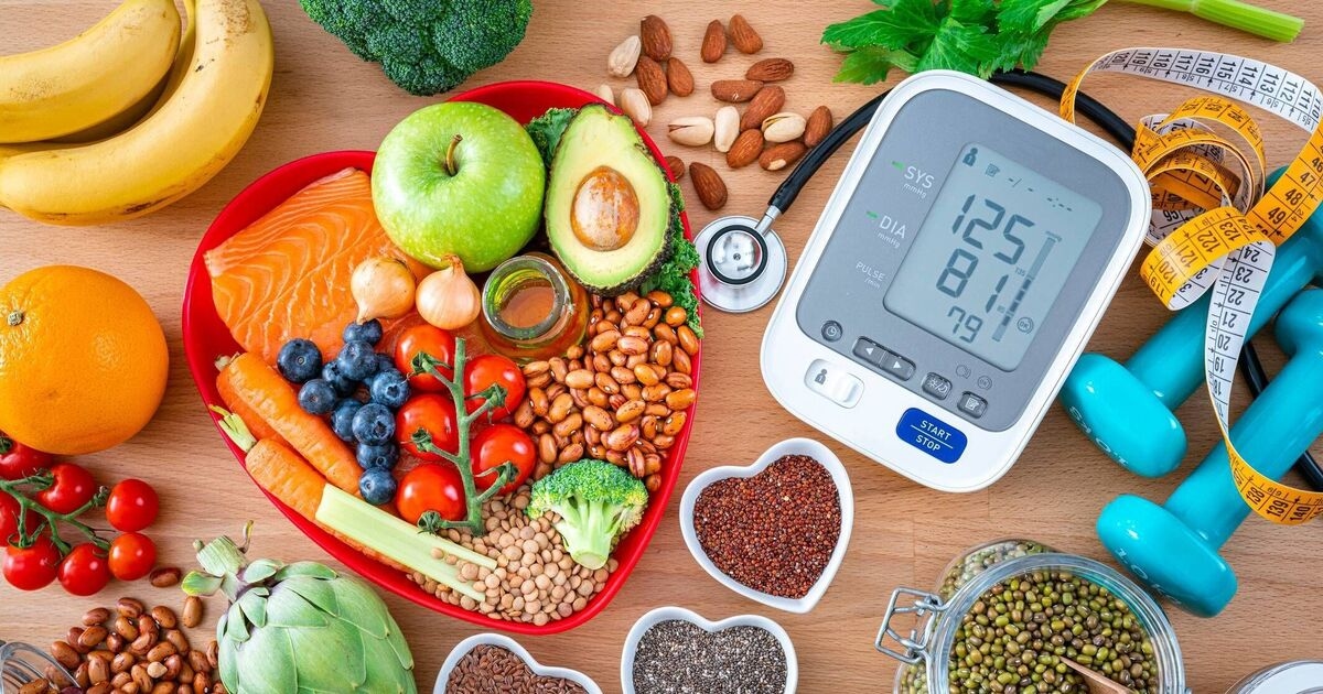 Ridurre il colesterolo mangiando due alimenti che "funzionano in modo simile alle statine"