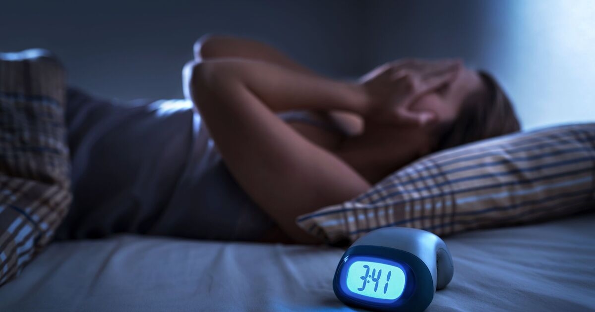 Se réveiller entre 3 h et 5 h du matin ? Voici ce que cela signifie réellement.
