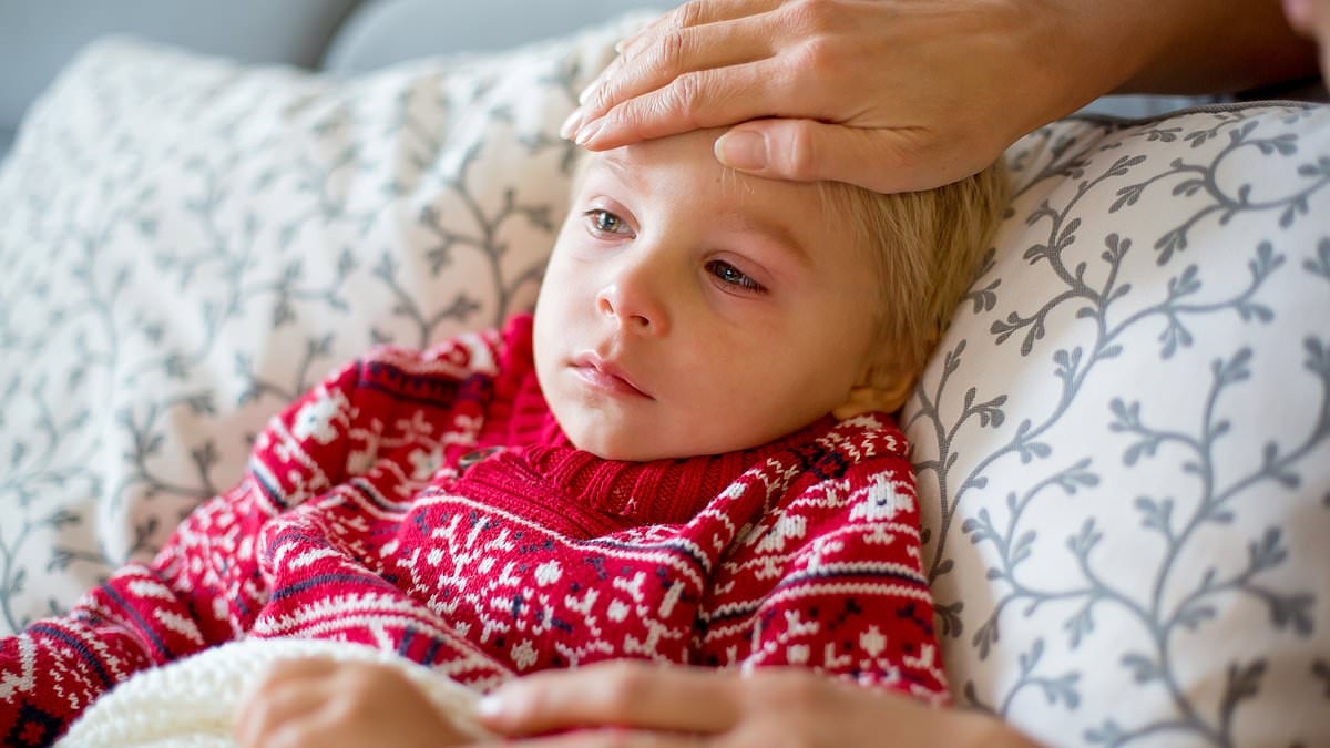I bambini stanno affrontando attese "catastrofiche" per l'assistenza sanitaria comunitaria dopo che l'arretrato è salito a quasi 315.000
