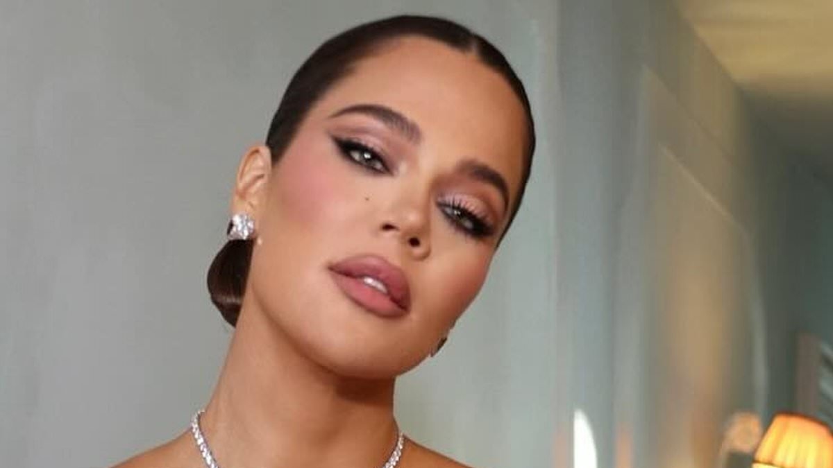 Quindi cosa si sono fatte fare? Tutti gli interventi di chirurgia plastica che le Kardashian hanno ammesso di aver fatto - a parole loro.