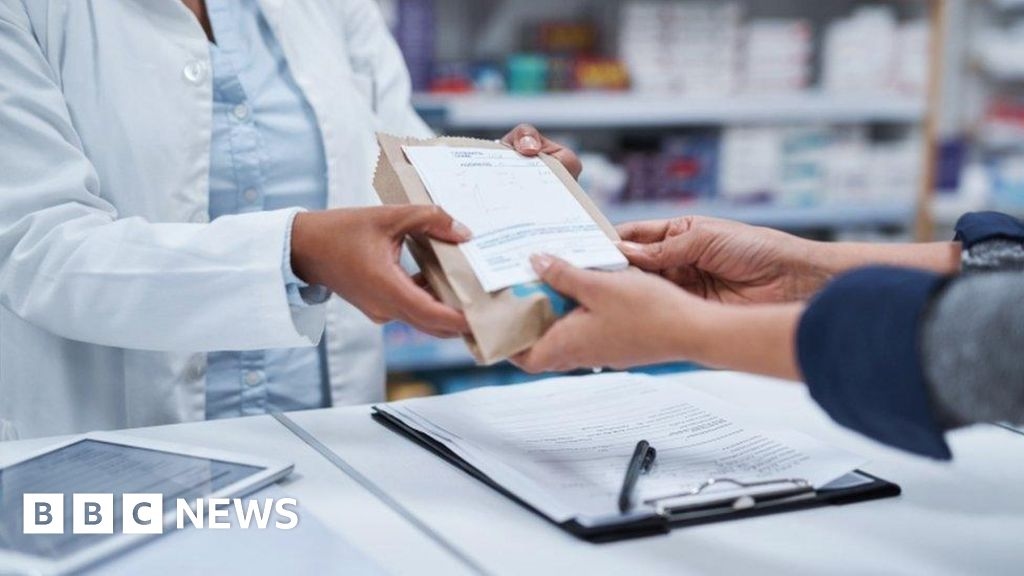 В Англии заморожены сборы за рецептурные препараты