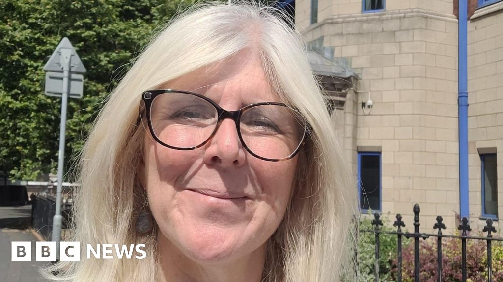 MP considered bladder removal over chronic UTI