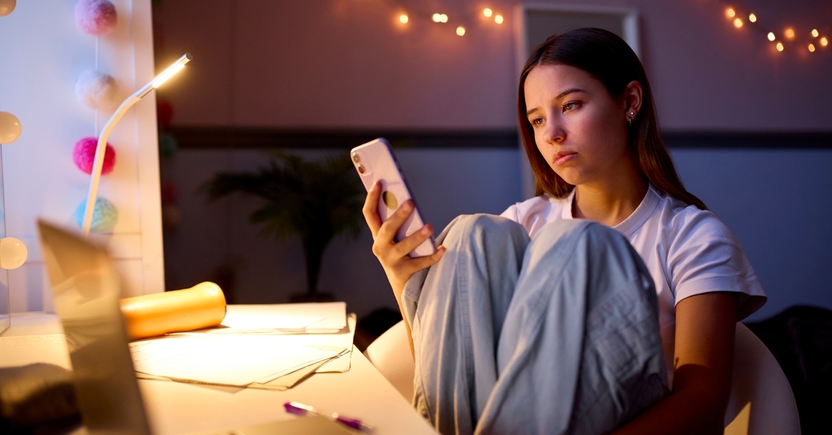 Social media has reduced the desire for plastic surgery to under 18 years of age