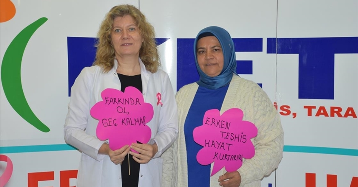 Sie erfuhr im Rahmen einer Gesundheitsuntersuchung von Brustkrebs.