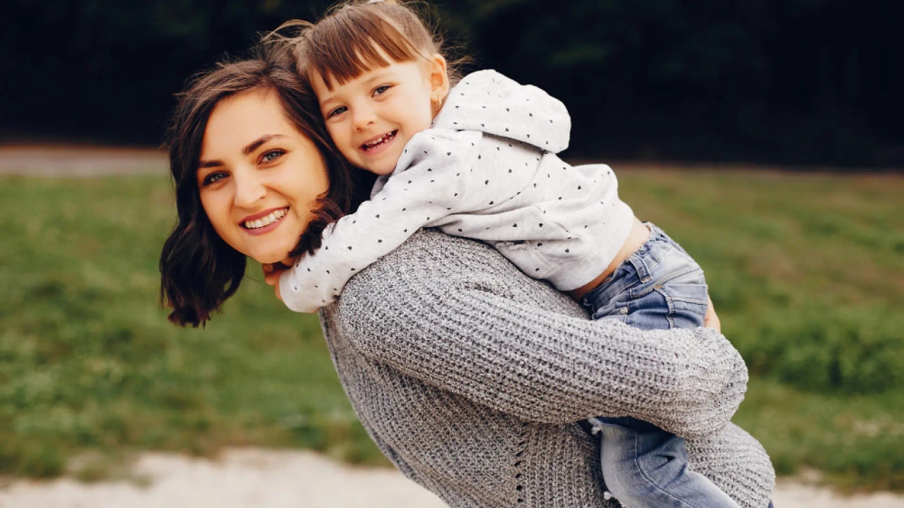 Son araştırmalara göre anne duyarlılığı bebek bağlanmasını öngörüyor.