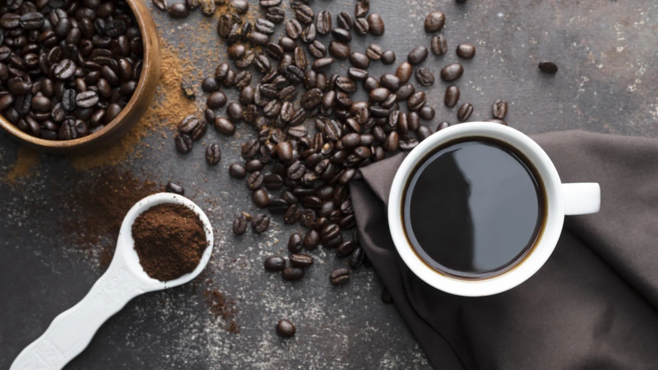 Si preparas el café de esta forma cada mañana podría tener efectos negativos en tu corazón