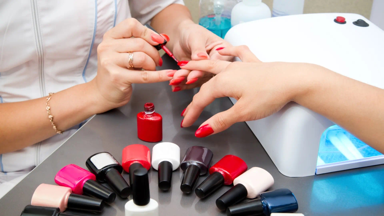 The health effects of TPO and DMTA nail polish: genetic mutations, miscarriages, kidney damage, and more