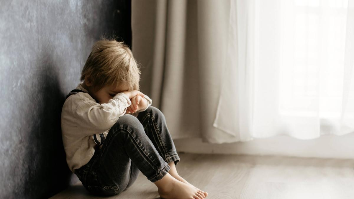 Secondo uno studio, gli abusi verbali subiti durante l'infanzia hanno un impatto sulla salute mentale futura simile a quello degli abusi fisici.