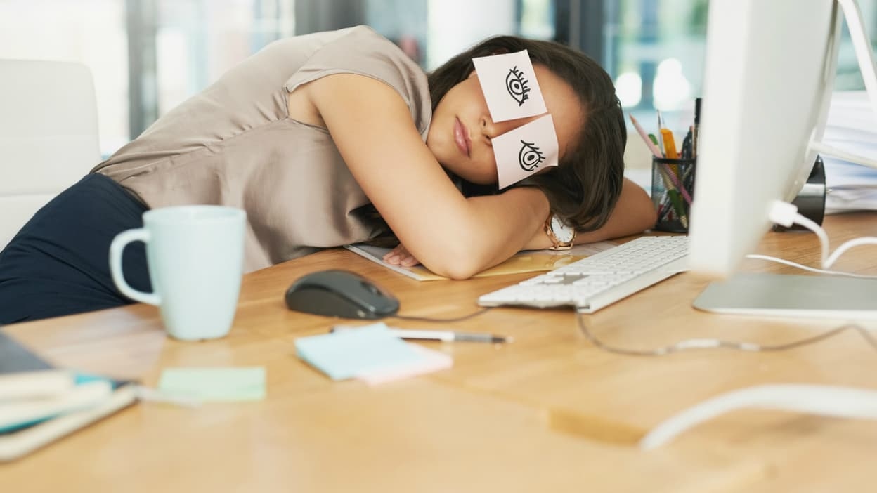 The Minister of Health wants to encourage napping at work: these tips for a successful micro-nap