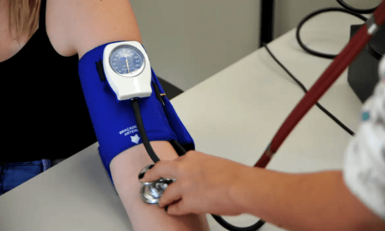 Cardiology Society issues alert: 12x8 blood pressure is a cause for concern