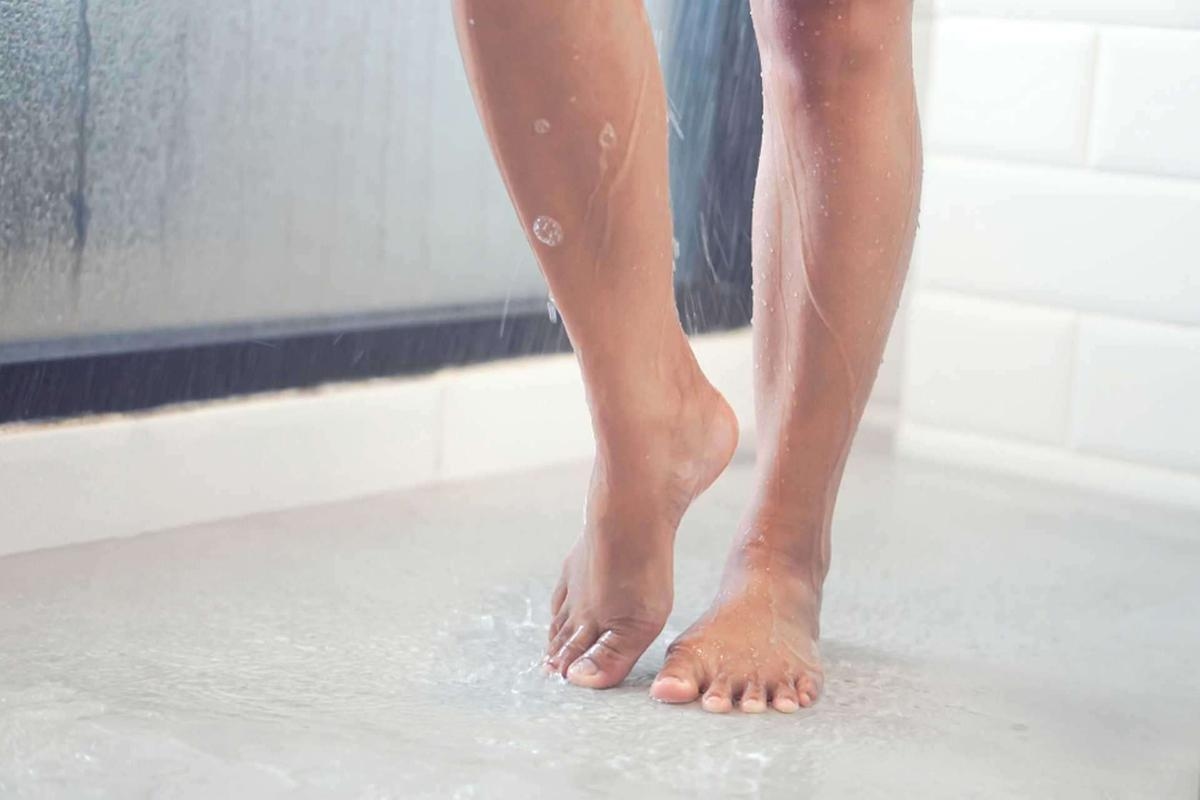 Urinating in the shower: really safe?