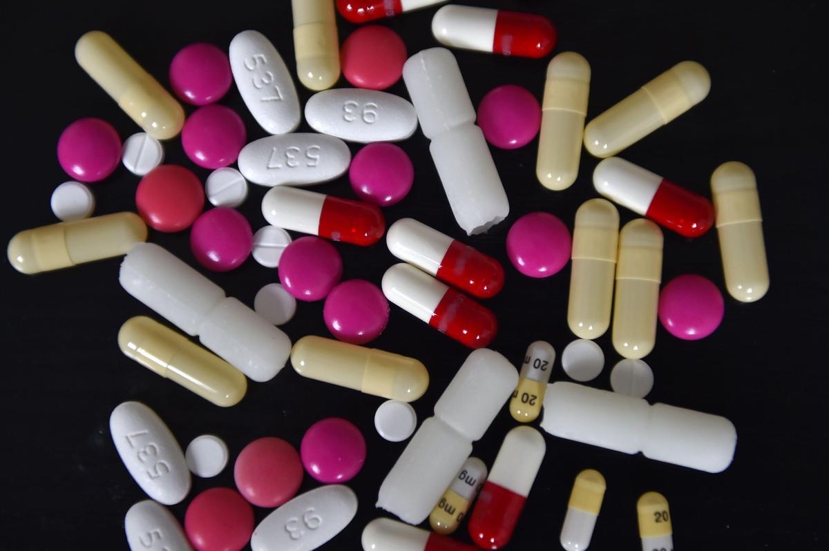Opioidy: Senat wzywa do „wzmożonej czujności” w obliczu rosnącego ryzyka we Francji