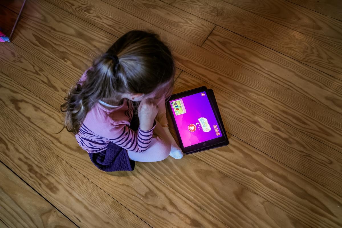 Screens: How to protect children from their harmful consequences?