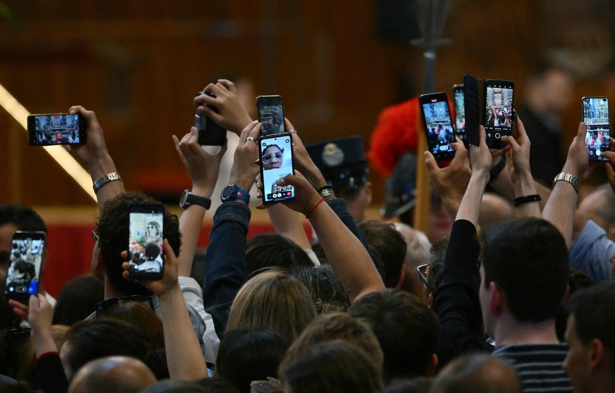 Mental health, cognitive decline… Screens could cost France up to 2.3 points of GDP by 2060