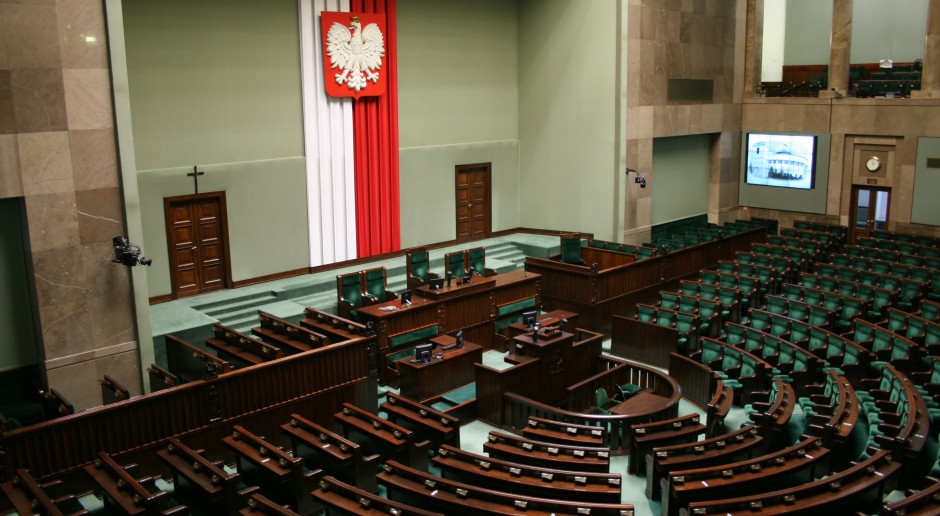 Podwyżki medyków, przyszłość zawodu pielęgniarki, Krajowa Sieć Kardiologiczna. Sejm wraca do pracy