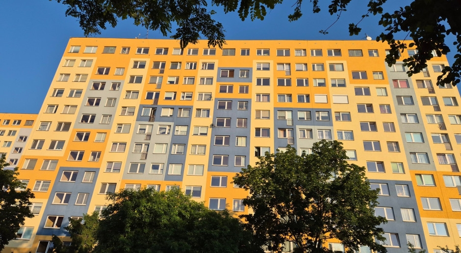 Für das Rauchen wird eine Geldstrafe von 500 PLN verhängt. Auch auf dem Balkon? Jetzt gibt es keine Zweifel mehr