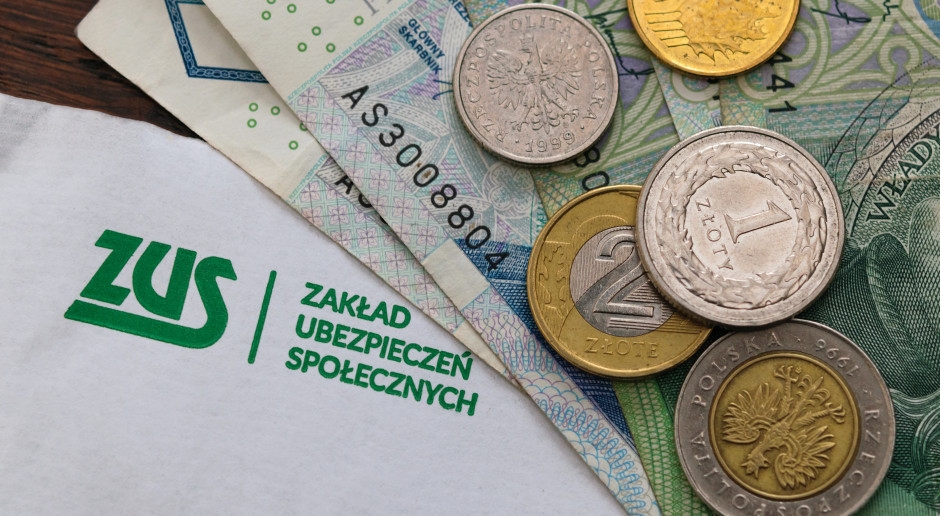 650 złoty per month. Submit your application once, and ZUS will pay for years.