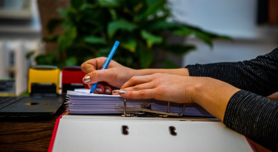Una rivoluzione nei contratti di lavoro. Cambiamenti radicali e monitoraggio a distanza.