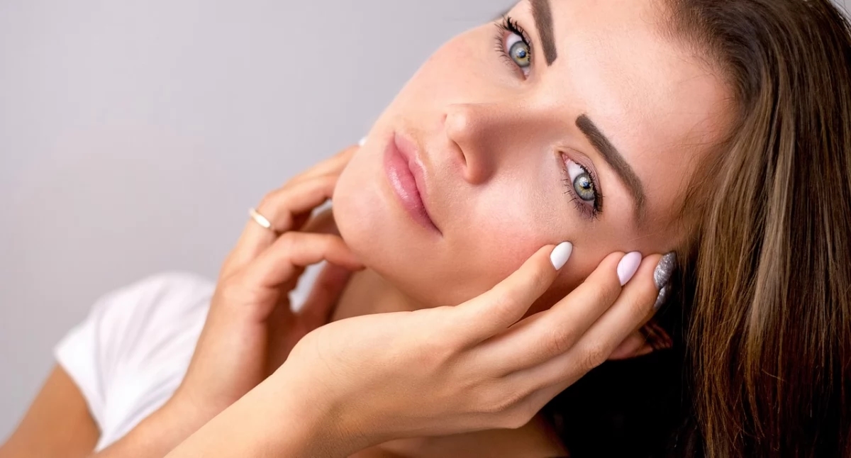 Esteticista: ¿Cómo cuidar la piel durante el vuelo?