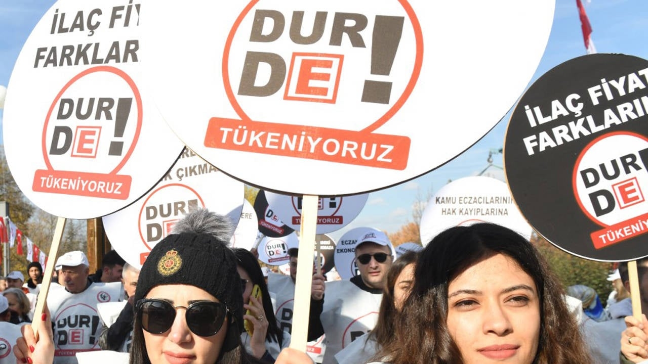 Genç eczacıların işsizliğine ‘ilaç’ yok