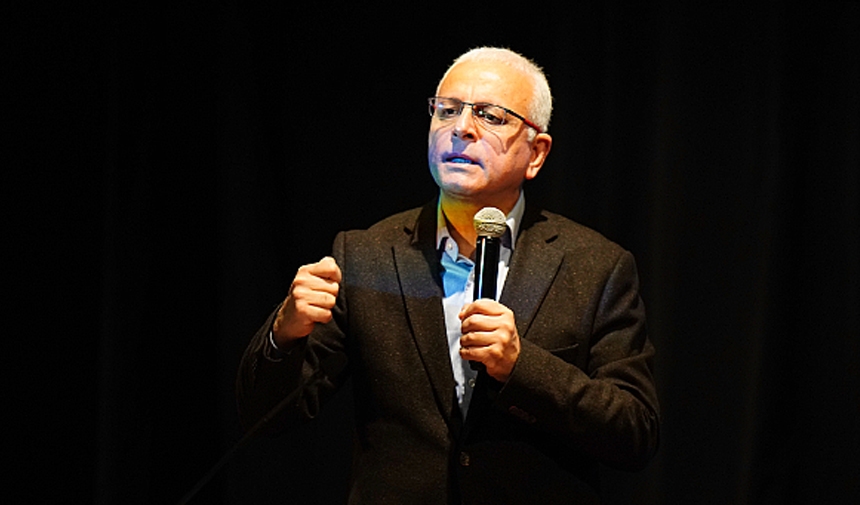 Red Cat oferece descontos especiais nos livros de Merdan Yanardağ