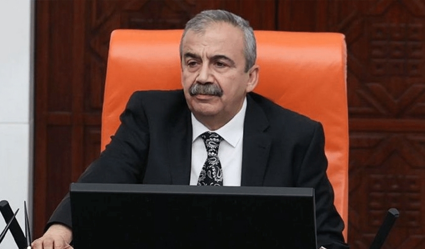Investigation into the Zafer Party's ugly posts against Sırrı Süreyya Önder