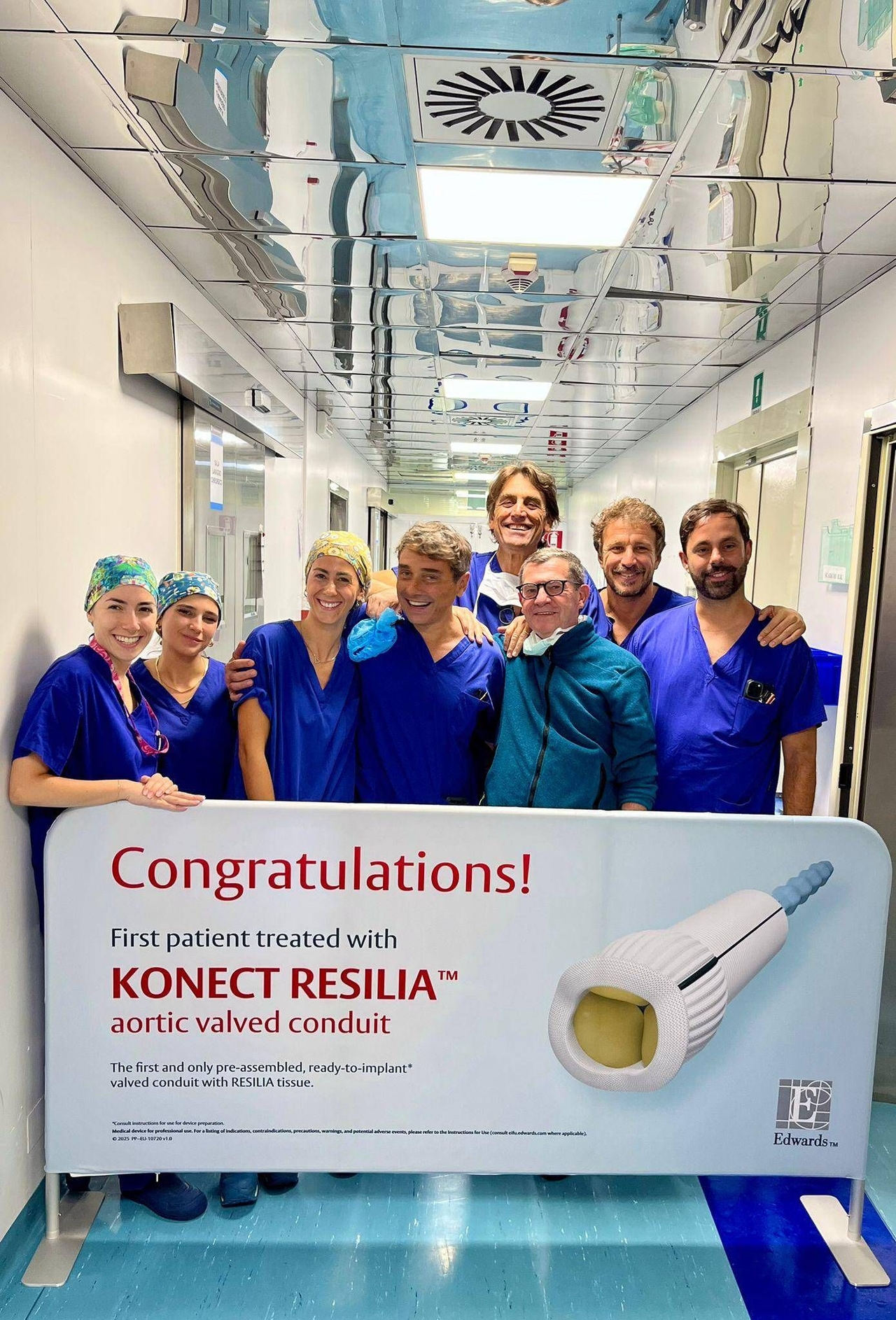 In Rome, the first European implant of a pre-assembled aortic conduit