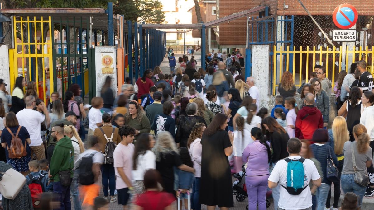 Ritorno a scuola: guida sanitaria per un ritorno sicuro e graduale alla routine quotidiana