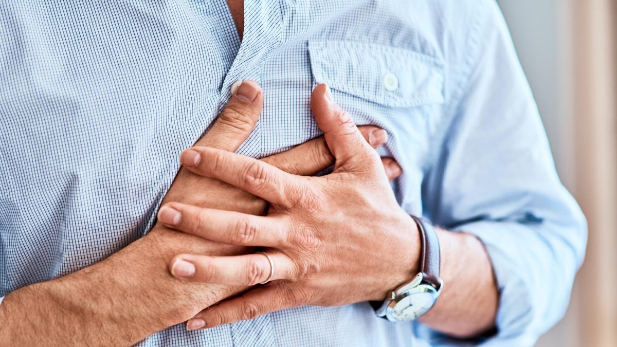 Ataque cardíaco vs. angina de peito: o coração avisa
