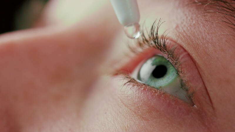 Selbstmedikation: Hilfe beim trockenen Auge