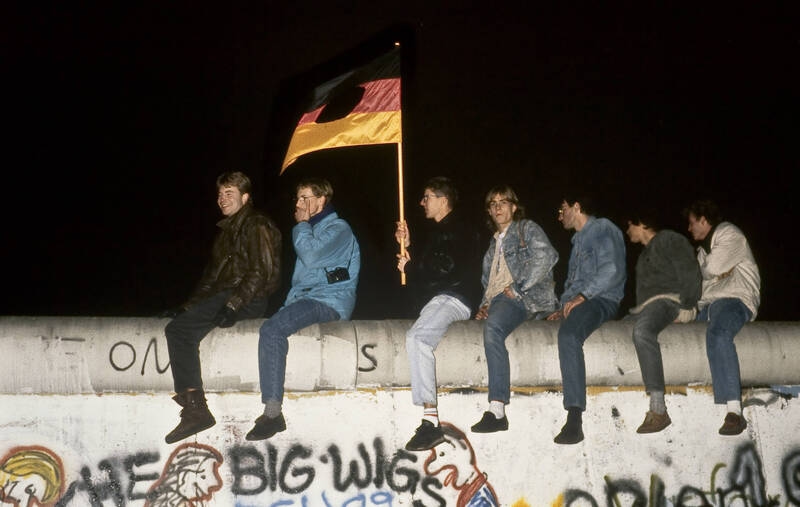 35 Jahre Wiedervereinigung : Kaum noch Unterschiede in der Apothekenlandschaft