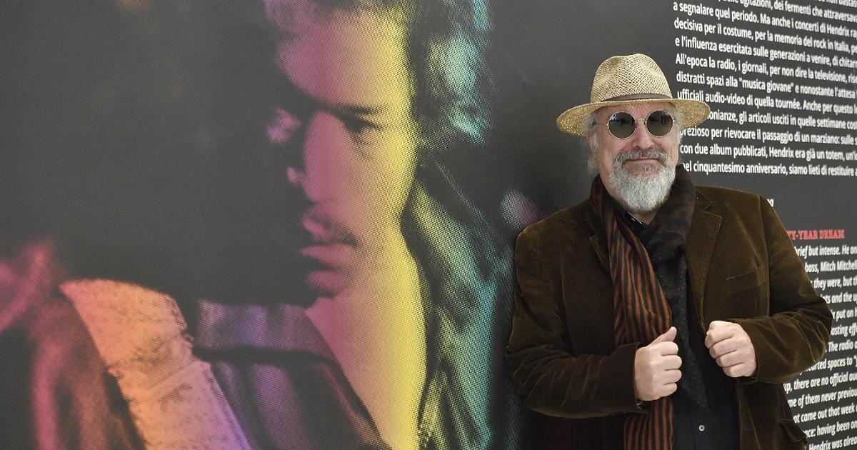 Eugenio Finardi keert terug ondanks ziekte: 'Ik ben bijna doof door oorsuizen'
