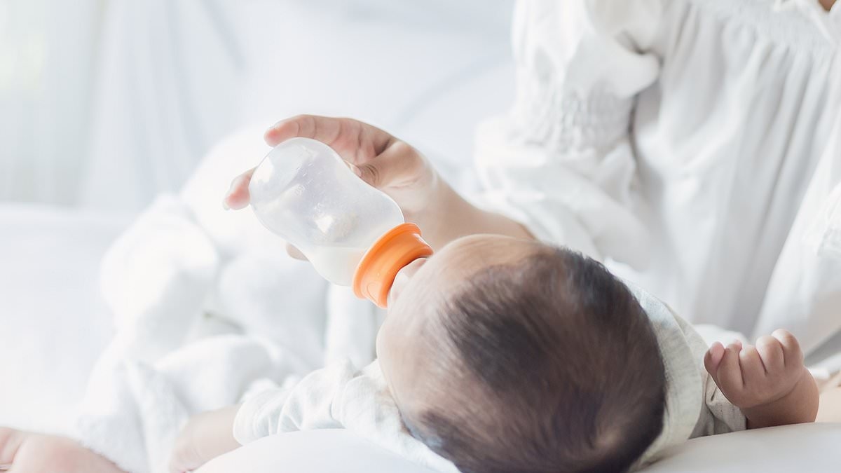 Bakteri korkusu, Amerika'da bebeklerin hastalanmasıyla birlikte bebek mamalarının acilen geri çağrılmasına yol açtı