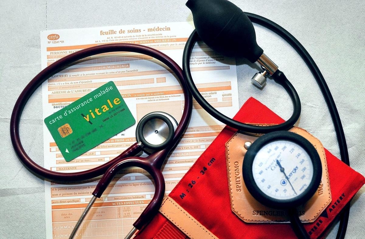 Sozialversicherungsbudget: Abgeordnete streichen Maßnahme zur Begrenzung überhöhter Arztrechnungen