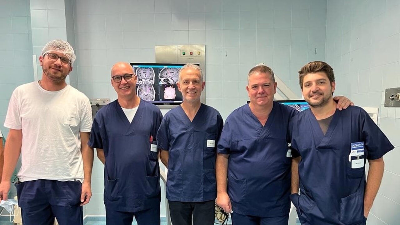 Neurochirurgia di Foggia, il dottor Colamaria: “Tecnologia e umanità per curare cervello e colonna, ridando speranza ai pazienti”